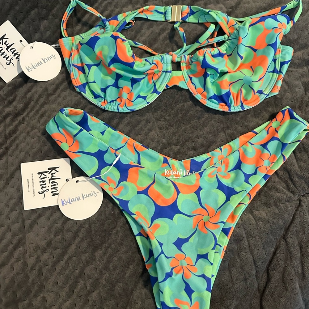 Kulani Kinis serene marine Bikini size XL top, Lg cheeky bottom